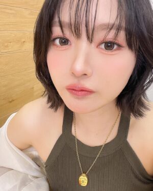 Rie Kitahara Instagram - 🦄💖💄🪽🫧
 #いむたんメイク
可愛すぎ~ｯ
憧れの鼻先ちゅるんになりました💖

YouTubeでメイクしてもらったょ🫶🏻
ぜひ動画でビフォアフご覧ください~！
@imutan_makeup 

カラコンはメイメ！ @meime.official 
@iamyukaf