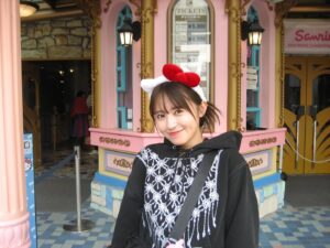 Rikako Aida Instagram - 🐈🎀🍎