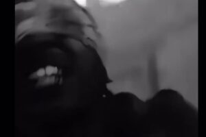 Rina Yang Instagram - Kendrick Lamar ‘FEEL’ - unreleased video surfaced online after sooo many years 😮㊙️
shot this when i was a baby DP 🥹
rolling around on the floor with Kendrick w/ good ol LomoKino 35mm, super16, & super 8 🎞️