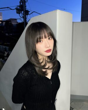 Rinne Yoshida Instagram - 髪の毛かわいくしてもろたあ
小池さんいつもありがとうです
お腹すいたーー
何食べようかな、何食べた？