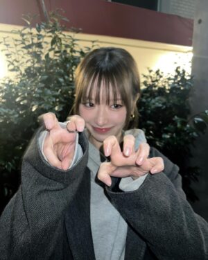 Rinne Yoshida Instagram - 今日で24歳になったよ
おめでと自分
デビューから10年、24歳になったのかぁ
はやいなぁ
24歳も私らしくやったるよ、ついてきてね