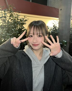Rinne Yoshida Instagram - 今日で24歳になったよ
おめでと自分
デビューから10年、24歳になったのかぁ
はやいなぁ
24歳も私らしくやったるよ、ついてきてね