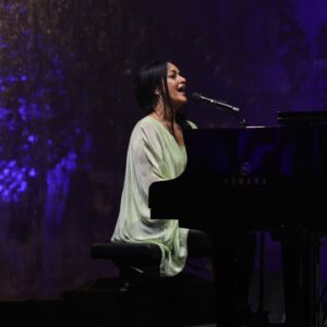Rita Guerra Instagram - O ano de 2024 teve inúmeras memórias muito marcantes e deixo aqui algumas, entre concertos , amigos e família .

Foram muitos os concertos com os meus músicos e com várias das nossas excelentes Bandas Filarmónicas e Orquestras no continente e  ilhas.

Que 2025 venha com muita saúde, trabalho e felicidade para todos🥰
Da minha parte irão ter surpresas já no mês de Fevereiro😉

RG