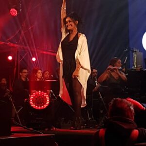 Rita Guerra Instagram - O ano de 2024 teve inúmeras memórias muito marcantes e deixo aqui algumas, entre concertos , amigos e família .

Foram muitos os concertos com os meus músicos e com várias das nossas excelentes Bandas Filarmónicas e Orquestras no continente e  ilhas.

Que 2025 venha com muita saúde, trabalho e felicidade para todos🥰
Da minha parte irão ter surpresas já no mês de Fevereiro😉

RG