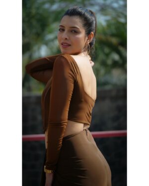 Riya Deepsi Instagram - I am toxique ✨ IFYKYK 😉
Styled by @pujah_007 
Dress @deme_love_ 
Edit @abhijeet_af 
#promotions#swipecrime#outfit#love#classy#deme#fashion#style#explore#foryoupage#riyadeepsi