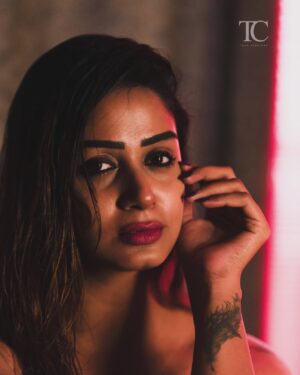 Riya Vishwanathan Instagram - Game on, I don’t back down.
.
.
.
#pictures #photooftheday #photography 
#photshoot #portraitphotography 
#riyavishwanathan