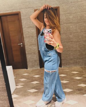 Riya Vishwanathan Instagram - Craziest part of my birthday ❤️06.01❤️ #happyme 

10.01.2025
.
Location @sheratonchennai 
.
#newpost #post #postoftheday 
#birthdayvibes #lunchdate #birthdaygirl 
#specialday #memoriesforlife #memories 
#riyavishwanathan
