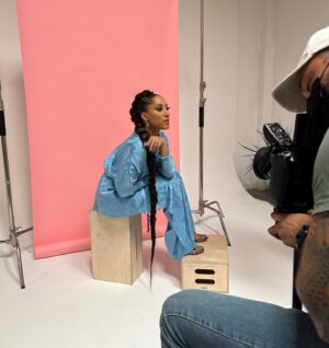 Robin Thede Instagram - I have been able to do so many fun things on TV over the years. I will NEVER take living my dream for granted! #behindthescenes