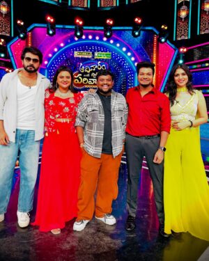 Rohini Reddy Instagram - My Heart is Beating…for meeting 🙌🙌
Its time for BB8 Reunion🥰R u guys Ready😍
#nikil #yashmi
#avinash #rohini
#tastyteja #bb8