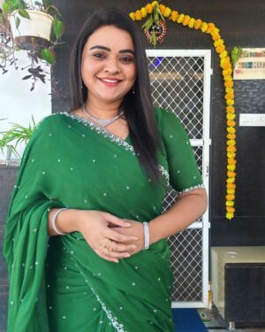 Rohini Reddy Instagram - Happy bhogi 🦚🔥

Wearing @rasika_closet ❤️
Jewellery @designaari__rental_jewellery