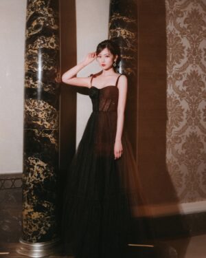 Rosita Kwok Instagram - Butter butter butter you 🧈🧈

Gown @miss.weddinggown 
Earrings @apmmonaco @apmgirls
Bracelet @apmmonaco @apmgirls
Photographer @raymond.a7c @razo.image