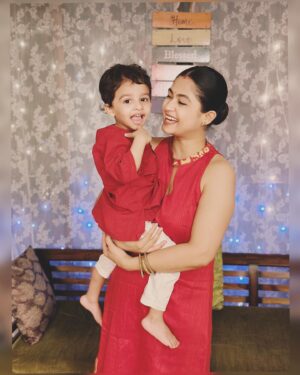 Ruchi Savarn Instagram - Happy Diwali from us to you all🪔🪔🪔🪔