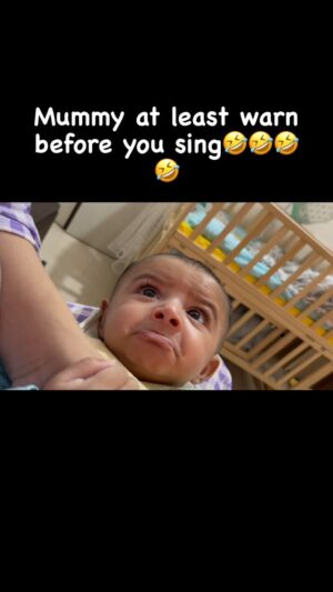 Ruchi Savarn Instagram - 🤣🤣🤣🤣 I forgot the lyrics after his reaction 🤣🤣
