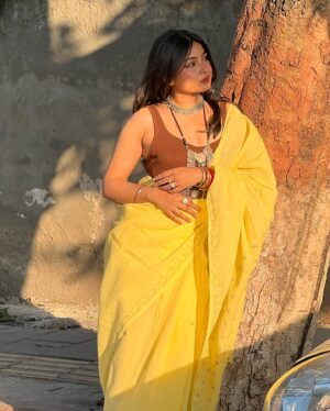Ruchika Rathore Instagram - देसी 🛺🪷🎵