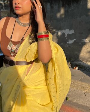 Ruchika Rathore Instagram - देसी 🛺🪷🎵