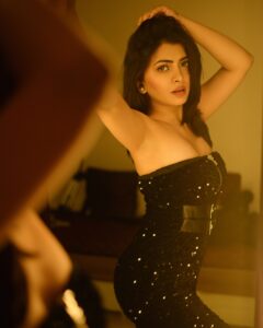 Actress Ruchira Jadhav HD Photos and Wallpapers March 2025