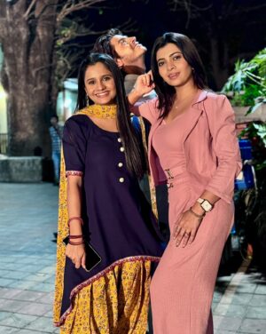 Ruchira Jadhav Instagram - Onscreen We might seem to be a Cocktail, But Offscreen We are MITWAS ❤️

#TuHiReMazaMitwa