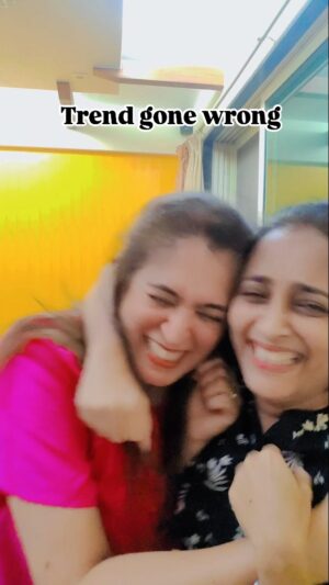 Rujuta Deshmukh Instagram - Trend Gone Totally Wrong

Checkout our Short stories on YouTube 
Link in bio #agabaihochki

#डोक्यातजाणे #reelkarofeelkaro #madness 

( Friends Madness Comic Reels )