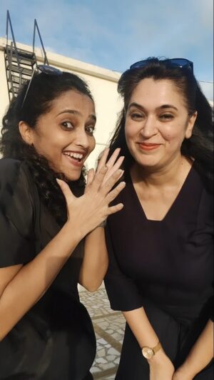 Rujuta Deshmukh Instagram - लका लका लका लका......✨

#madness #reelkarofeelkaro 

( Friends Trend Madness Reels Actors )