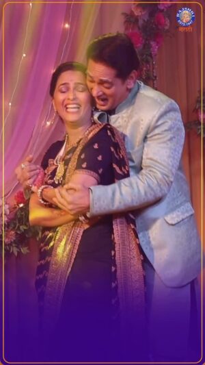 Rujuta Deshmukh Instagram - पार्थच्या सांगीत सोहळ्याला विक्रमादित्य आणि मानिनीचा भन्नाट परफॉर्मन्स😍🔥

#rajshrimarathi #avinashnarkar #lagnanantarhoilchprem dance #sangeet