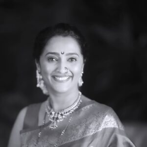 Rujuta Deshmukh Instagram - सुप्रभात मंडळी!! 🌼

📸 : @prasadnaik118 

#positivevibes 

( Actor Marathi Smile)