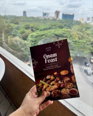 Rumana Nazarali Instagram - @one8.commune #Bengaluru is celebrating its first Onam with a Sadya, curated by Chef @chefagnibh, only on 14th and 15th September.

While a vegetarian Sadya is on the menu, there are some amazing lip-smacking non-veg dishes on the menu too which I absolutely enjoyed. My pick would be Kerala Style Pomfret, Prawn Ghee Roast and Mutton Pepper Fry.

Truly, a wonderful food experience at #one8communebangalore #BangaloreKohling #OnamFeast #one8commune