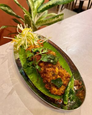 Rumana Nazarali Instagram - For Andhra and Telangana cuisine cravings in #HSRLayout 27th Main, @anmayrestaurant has opened its door today for you.

They offer a variety of veg and non-veg dishes from different regions of Andhra and Telangana, but I suggest you to try their NON-VEG THALI which has prawns, chicken, mutton dishes with puri and rice and a lot of accompaniments to go with it. I will definitely go back for their thali.