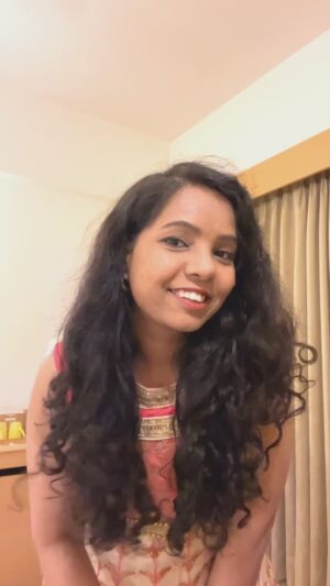 Rumana Nazarali Instagram - GRWM to dine at @tansen.india in #Hyderabad. It’s one of their most luxurious restaurant so had to dress up too

Accessories: @ryu.jewels 
Watch: @ferro.world 
Footwear: @mochishoesin 
Lipstick: @kirobeauty 
Eyeliner: @insightcosmetic 
Kajal: @plumgoodness 
Eyebrows: @benefitindia 
Compact: @maccosmeticsindia