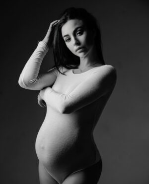 Rym Renom Instagram - Tu resteras toujours mon petit bébé. Il y a trois ans, tu es entré dans ma vie, plus tôt que prévu. Mais j’ai tout fait pour qu’on avance ensemble. Toi et ta sœur êtes ce que j’ai de plus précieux au monde. Merci de m’apporter tant de bonheur et de me faire sentir comme la maman la plus chanceuse. Vous m’avez offert le plus beau rôle de ma vie, et je ne vous lâcherai jamais. Je t’aime, je vous aime. Joyeux anniversaire, mon petit bébé, ma jumelle.
ALMA te amo con toda mi Alma 💕