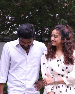 Saanve Megghana Instagram - Here is a dump of hopping from one promotional event to another in Chennai. Just wearing some comfortable clothes, trying to speak in Tamil, pushing our film as much as possible and smiling as much as I can. 

And here it is.