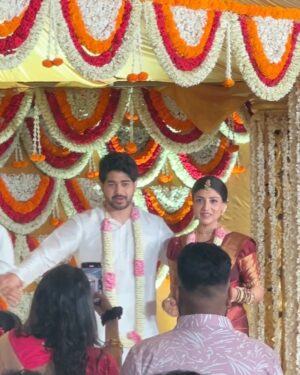 Saanve Megghana Instagram - Ammayi side or Abbayi side?
Both! ♥️ @akash.elichipuram & @sunandasrinivas 

Wearing mummy’s saree! 😍
Clicked by @maaya.v_