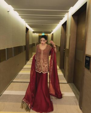 Saboor Aly Instagram - 🌶️👠💄
.
.
.
.
@saadbinshahzad_official 🌹