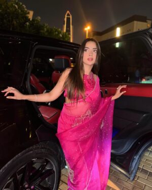 Saboor Aly Instagram - 💘
.
.
.
.
@lulusarstudio 💗