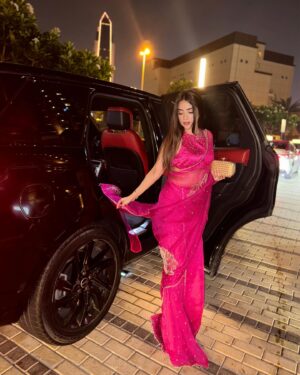 Saboor Aly Instagram - 💘
.
.
.
.
@lulusarstudio 💗