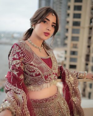 Saboor Aly Instagram - Loving this festive outfit by @maryamhussain_official . So regal and so stunning! They are Prebooking today so get yours right now! 💖

Marwa by Maryam Hussain
4 Piece Unstitched Collection
www.maryamhussain.pk

#MarwaByMaryamHussain #Marwa #MaryamHussain #Meer