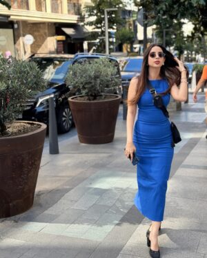Saboor Aly Instagram - Feelin blue 💙