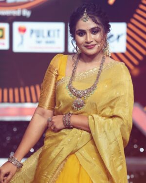 Salma Arun Instagram - Makeup, hairstyles and costume from @_chitras_makeup_artist_28 ❤️❤️❤️
 Jewellery @jewelhub_chennai