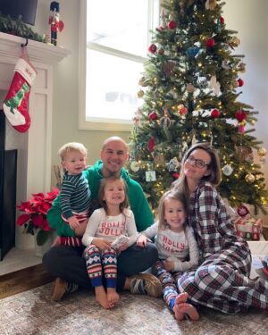Samantha Droke Instagram - Christmas just keeps getting better and better as they grow! ❤️🥰🎄🎁