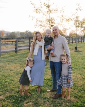 Samantha Droke Instagram - You’ll always be my home, my heart. 💛

📸 @lauramollphoto