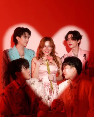 Samantha Melanie Coates Instagram - Which cupid are y'all using🤨🏹💔

หน้าอย่างเราไม่เหมาะกับวาเลนไทน์หรอก เหมาะกับบุญบั้งไฟโน่น

💄💈 @aunsam_makeup 
📸 @appleclock20