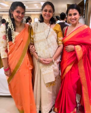 Sanah Kapur Instagram - Here comes the wedding album dump…♥️
ps : this bride @ana.hit.ahh refused to keep her eyes open in any pic i took with her 😋🙈 🤗

#wedding #friends #family #dressup #ootd #love #happiness #momentslikethese