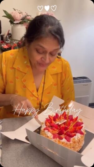 Sanah Kapur Instagram - When its your Super Mom’s birthday and she is life..♥️🥰🥳

#mymom #happybirthday #mom #mysuperwoman #love #family #nofilterneeded #storiesaboutmymom #superwoman #superchef #bestdancer