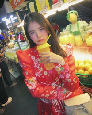 Sananthachat Thanapatpisal Instagram - อั่งเปาอยู่หนายยยย ✨🧧