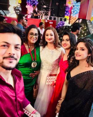 Sanchari Mondal Instagram - সোনার সংসার 2025 || @zeebanglaofficial ||
@sanchari.mondal8