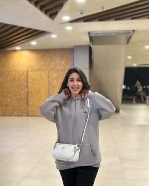 Sandy Jamal Instagram - على رمش عيونها 🦋🤍