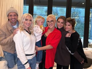 Sanela Diana Jenkins Instagram - Lovely day with lovely people 🤩🎉💕😊🙌🎊🍀
