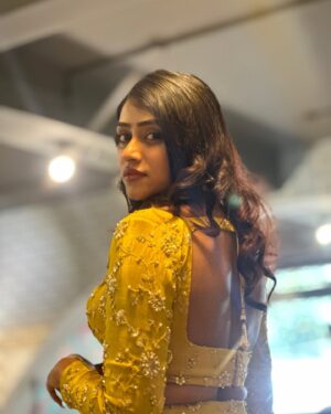 Sangeetha Sringeri Instagram - 🌟

Pc @monisha_raju._ 
Makeover & hairstyled by @makeoverwith_suchi
Accessories by @thespatika
Beautiful outfit by @anthariya_