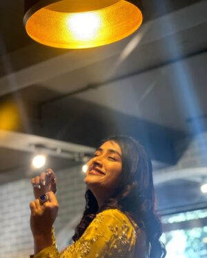 Sangeetha Sringeri Instagram - 🌟

Pc @monisha_raju._ 
Makeover & hairstyled by @makeoverwith_suchi
Accessories by @thespatika
Beautiful outfit by @anthariya_