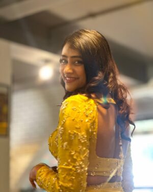 Sangeetha Sringeri Instagram - 🌟

Pc @monisha_raju._ 
Makeover & hairstyled by @makeoverwith_suchi
Accessories by @thespatika
Beautiful outfit by @anthariya_