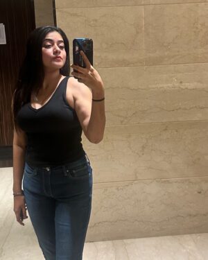 Saniya Babu Instagram - Simple🥹🤍